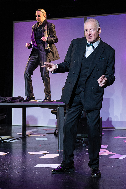 Claus Tröger: LEHMAN BROTHERS – Aufstieg und Fall einer Dynastie