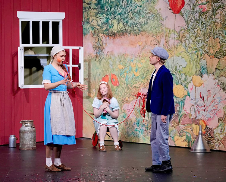 Claus Tröger: MICHEL IN DER SUPPENSCHÜSSEL